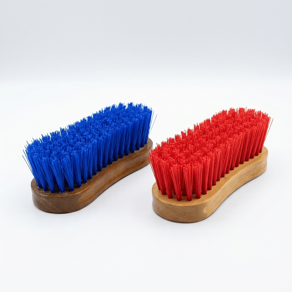 Beucephal Mini Wooden Horse Grooming Brush Beucephal